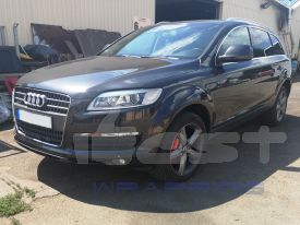 Audi Q7 autófóliázás: Avery gloss white av2100001 autó fóliával 5