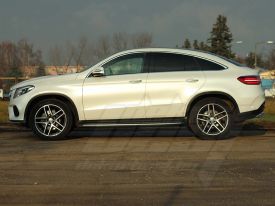 Mercedes GLE autófóliázás: Avery pearl white cb1610002 autó fóliával 6