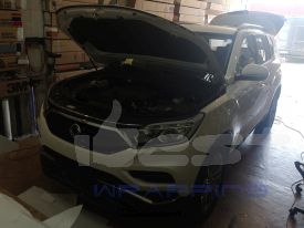 Ssangyong Rexton autófóliázás: Avery blunt military green autó fóliával 5