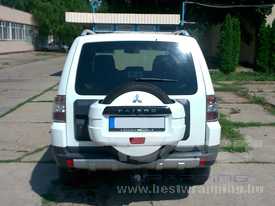Mitsubishi Pajero autófóliázás: Avery gyöngyházfehér autófóliázás 08