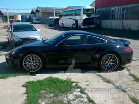 Porsche 911 Turbo S autófóliázás: teljes kavicsvédő autófóliázás 06
