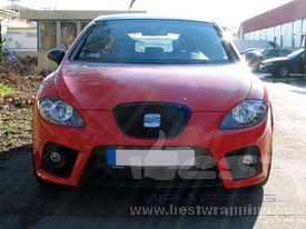 Seat Leon Cupra autófóliázás: fényes piros autó fóliázás, emeltfényű üveghatású tetőfóliával 02